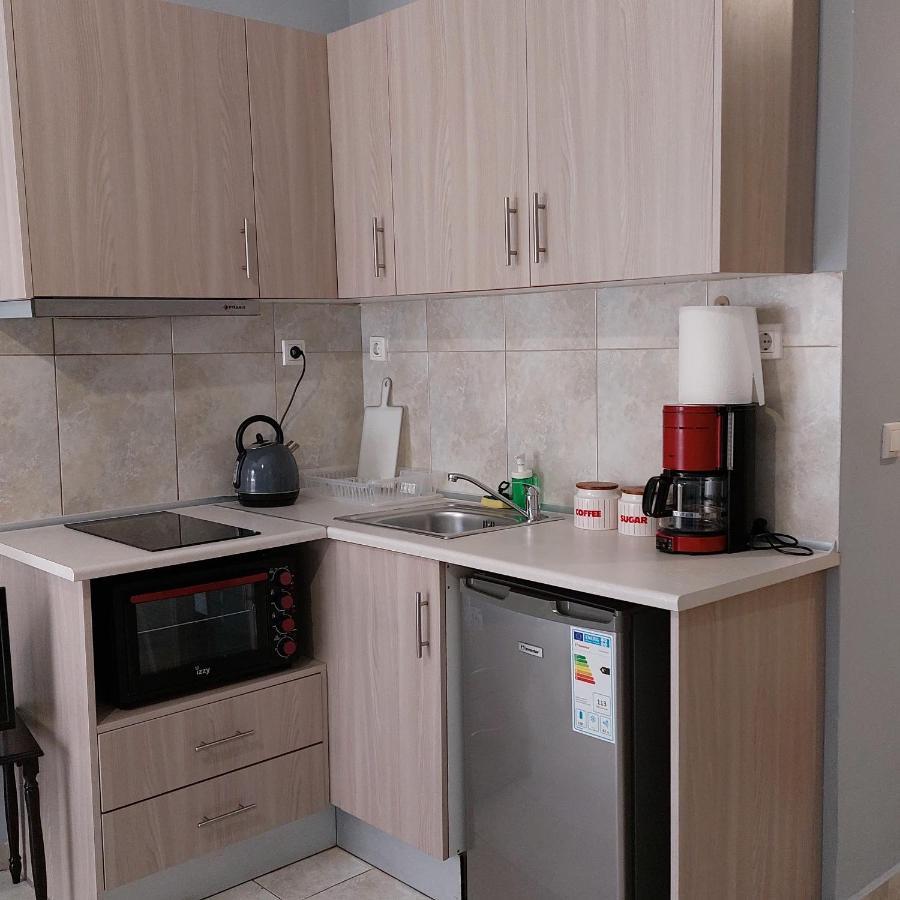 Yolanda Studios Piraeus Bagian luar foto
